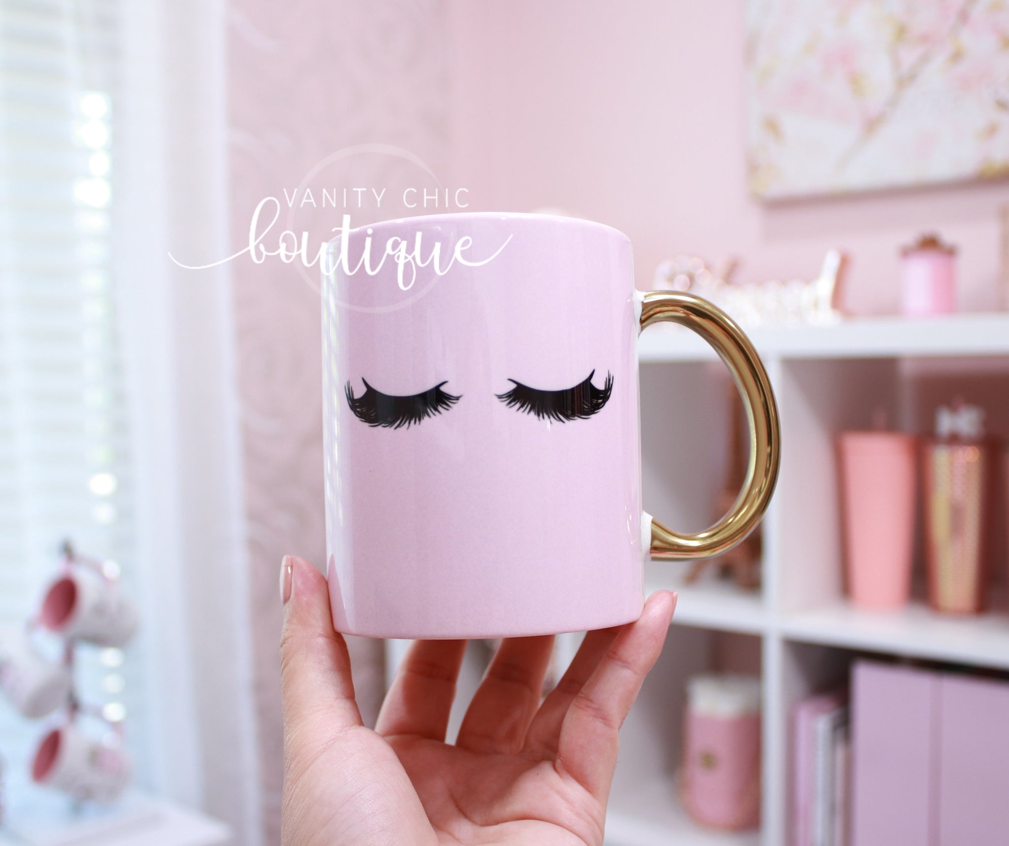 Lash mug with gold handle