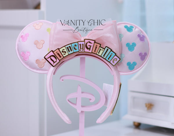 Marquee Girlie Headband Charm